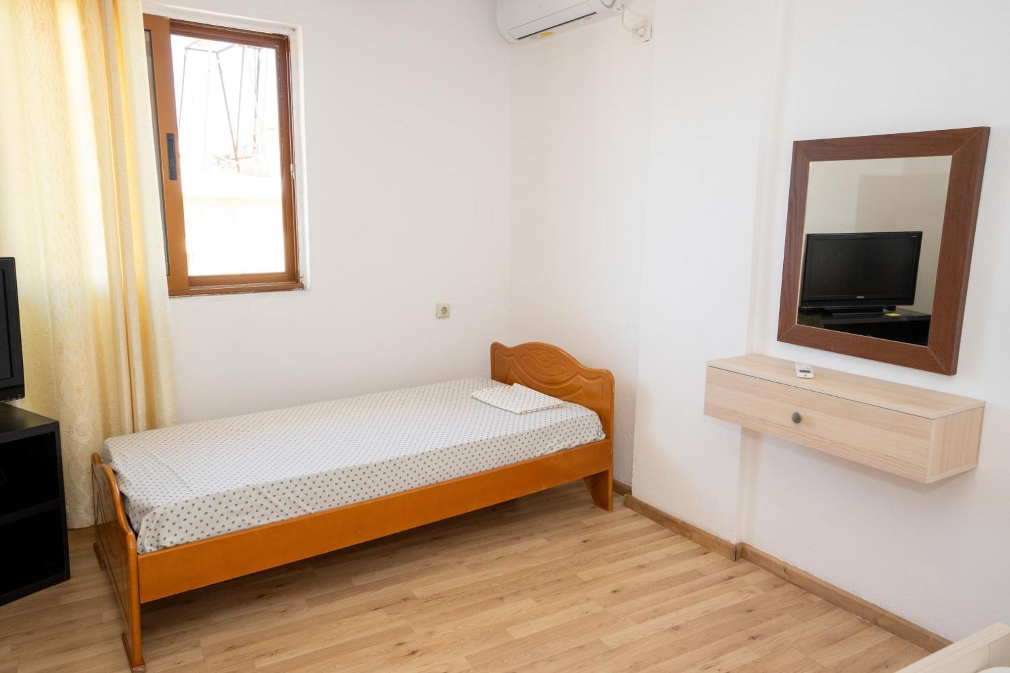 Laa Melossa Sarandë Eksteriør billede