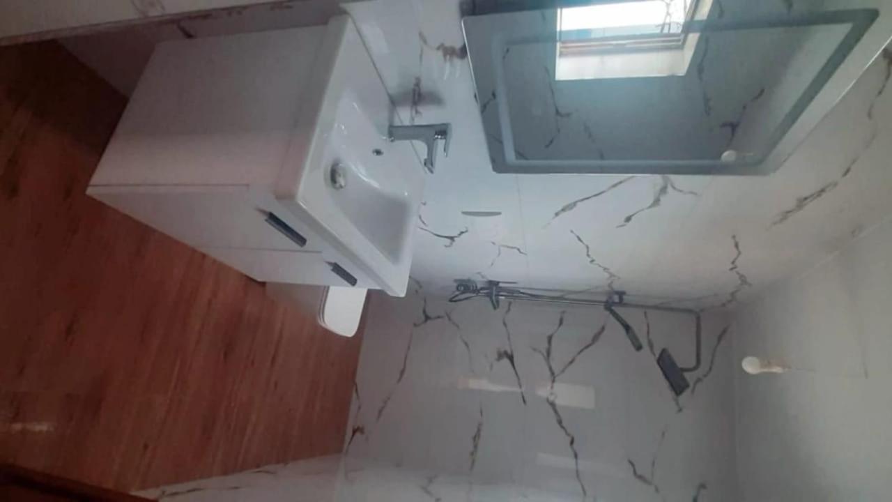 Laa Melossa Sarandë Værelse billede